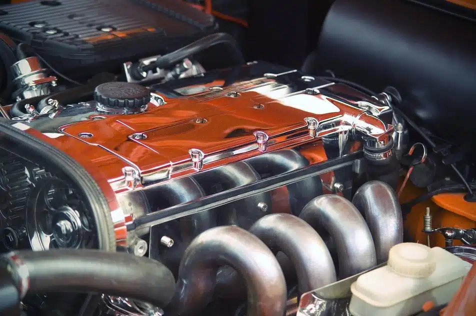 components of a vehicle's engine block