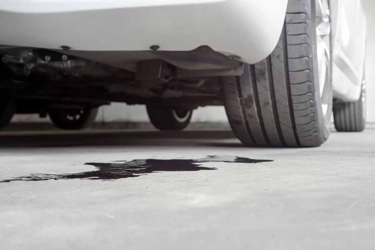 vehicle leaking engine oil